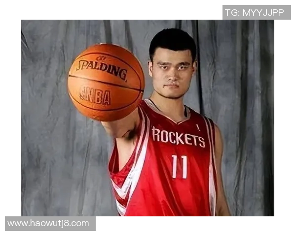 姚明亲临昌吉助力篮球发展期待与市民亲密互动活动盛况空前 姚明亲临昌吉助力篮球发展期待与市民亲密互动活动盛况空前