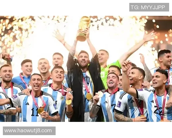 足球明星的传奇故事与成就探索：从梅西到C罗的辉煌历程