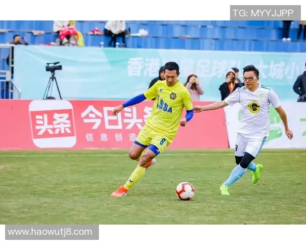 超燃剪辑足球明星瞬间展现激情与荣耀的完美结合